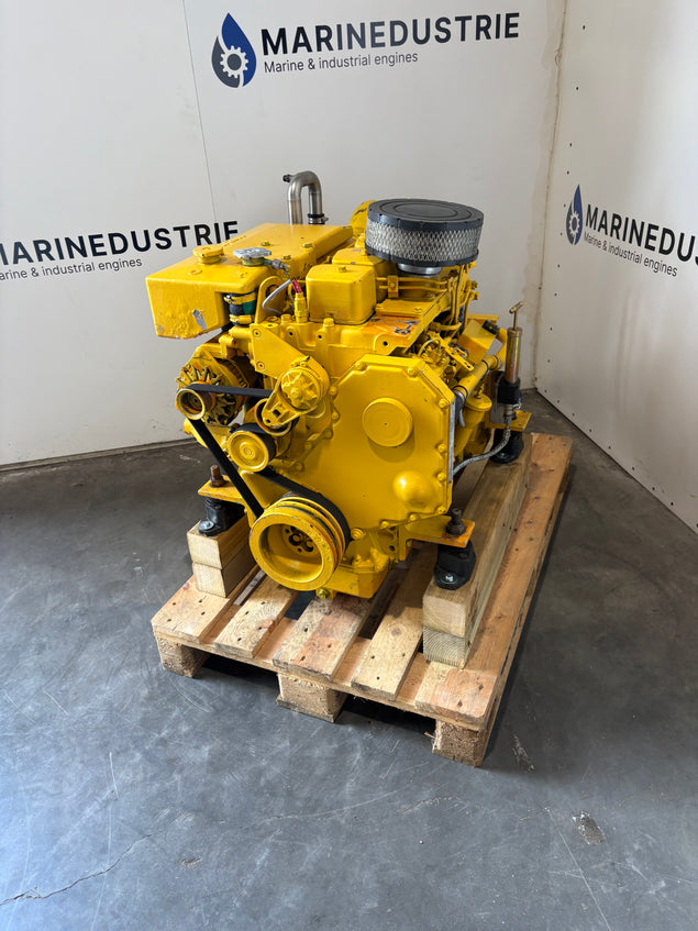 Vetus cummins 4B3.9 80PK Scheepsmotor