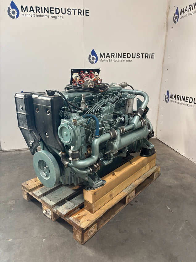 Perkins M300TI Marine