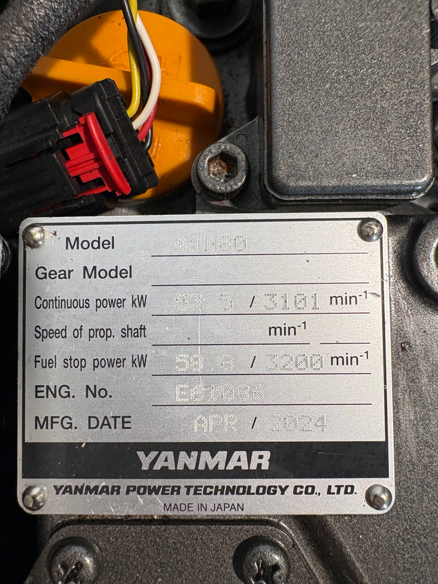 Yanmar 4JH80 Scheepsmotor (Voor onderdelen)