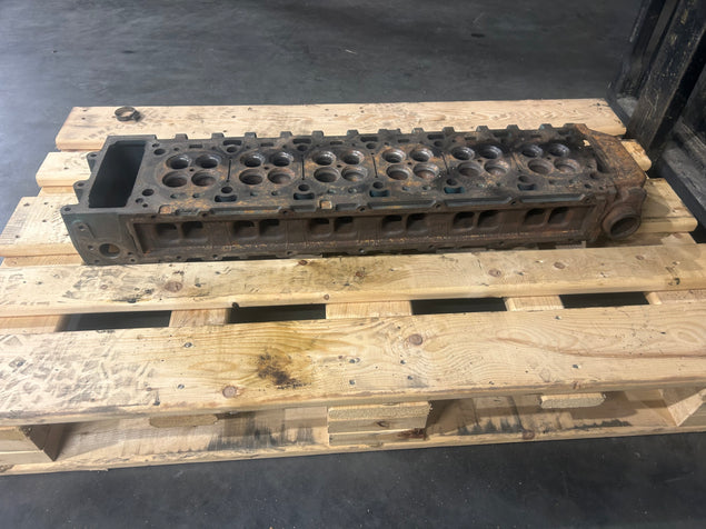 Cilinderkop Volvo Penta D6 - 3801256 3801695 22814378 23562115