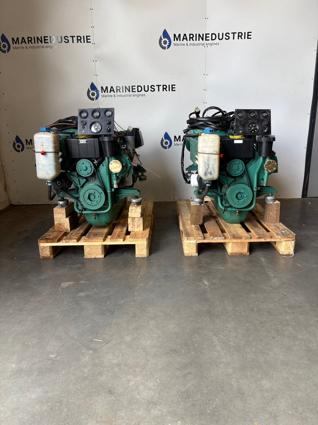 Volvo Penta MD40A 85PK Scheepsmotor (2x)