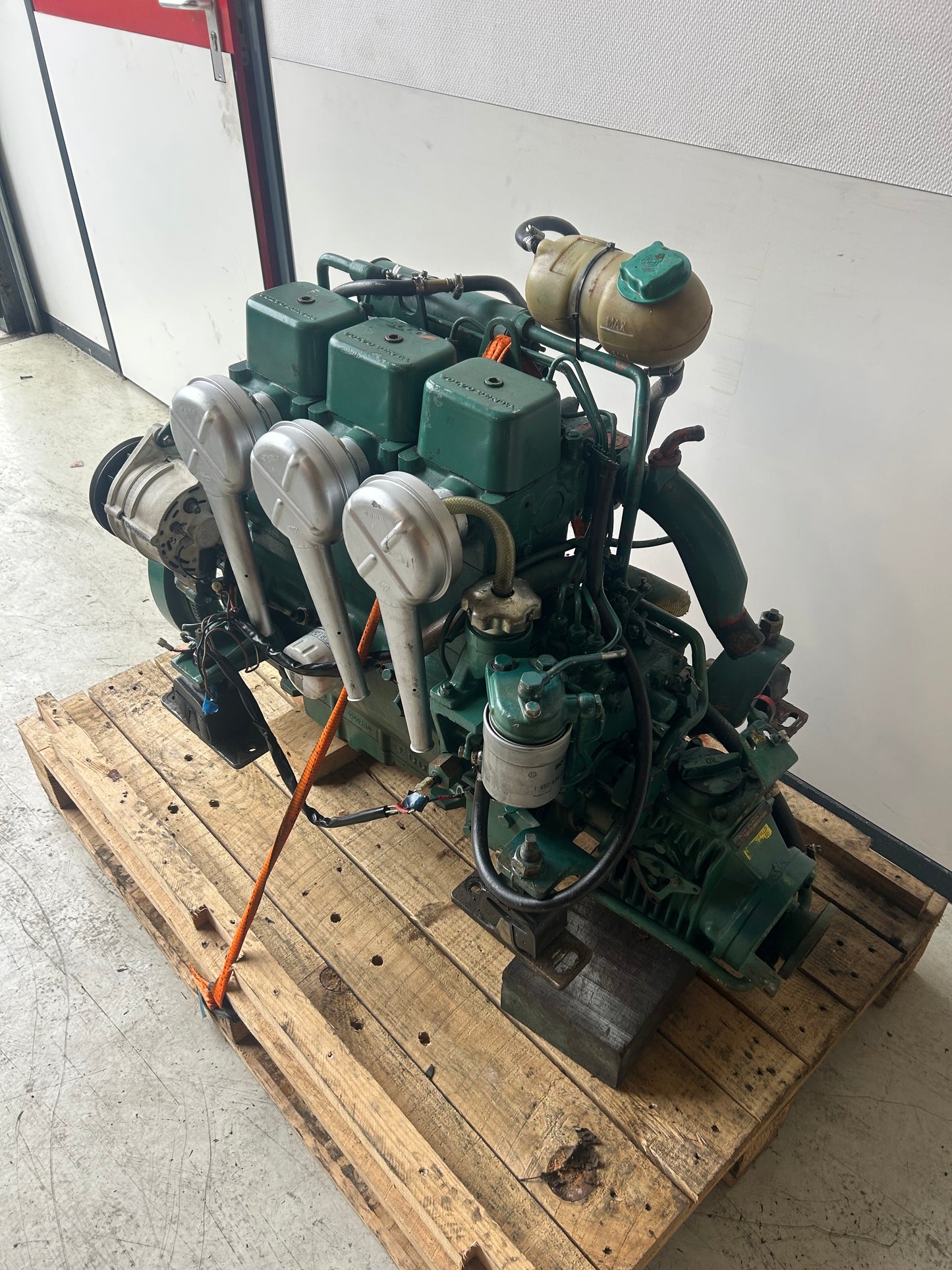 Volvo Penta MD17D – MarineDustrie