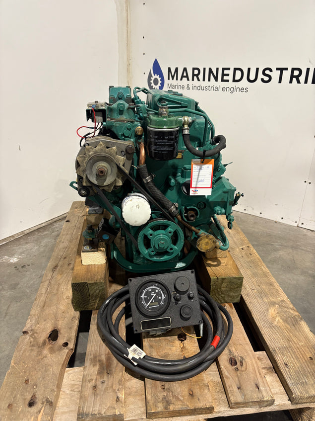 Volvo Penta 2002 18PK(Direct gekoeld) met MS2B Keerkoppeling