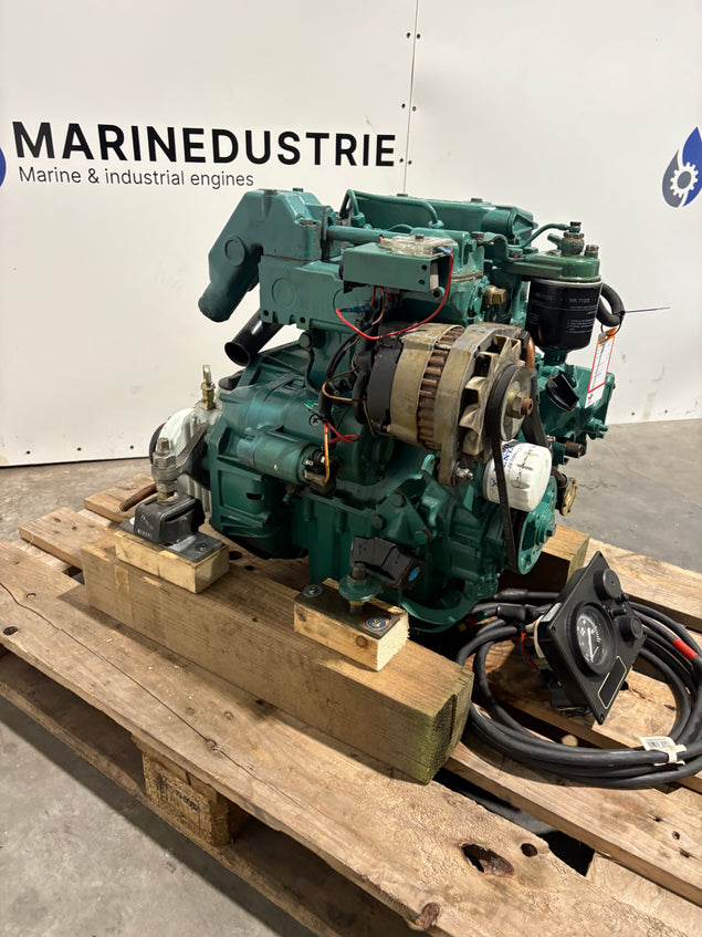 Volvo Penta 2002 18PK(Direct gekoeld) met MS2B Keerkoppeling