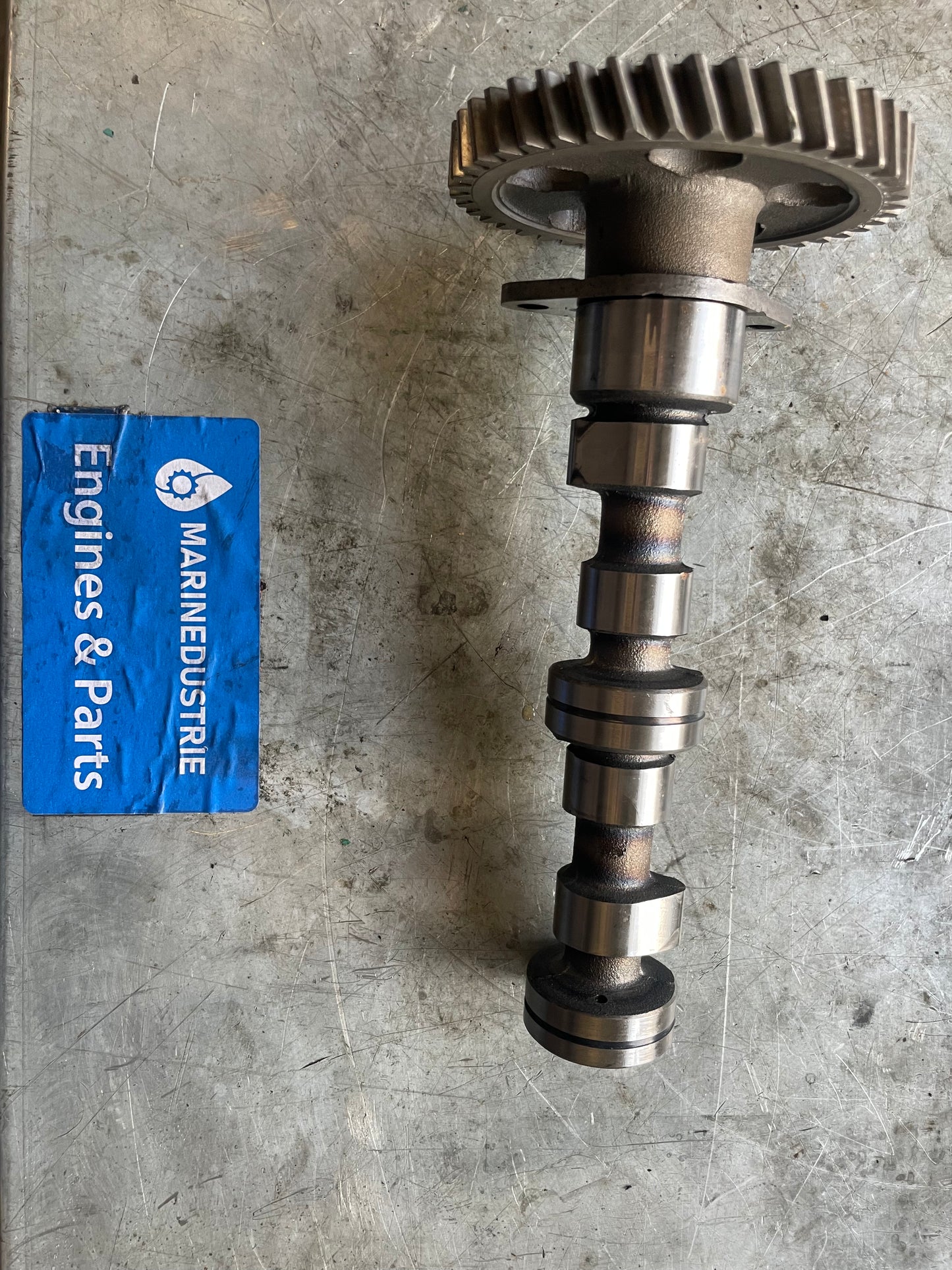 Yanmar 2TNE68 camshaft